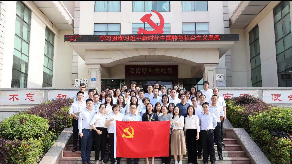 1686120371805934.jpg f7be1edc77224e410fb835acee9376c.jpg